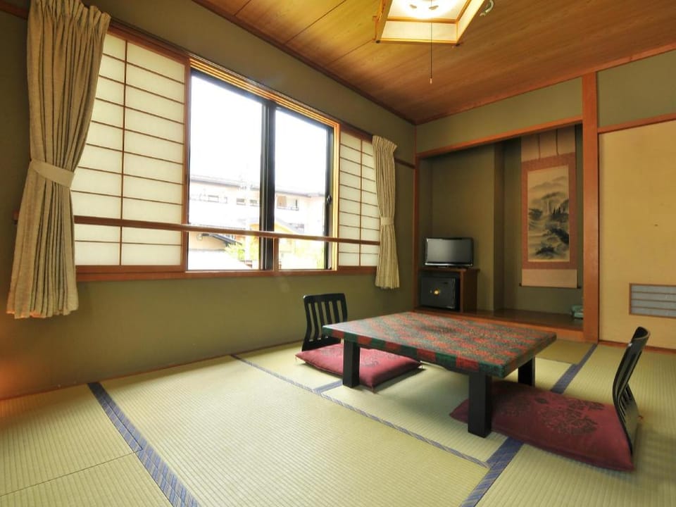 Oyado Eitaro Ryokan in Takayama