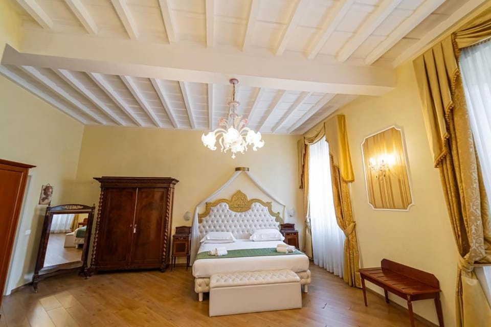 Trevi Rome Suite Bed and Breakfast in Rome