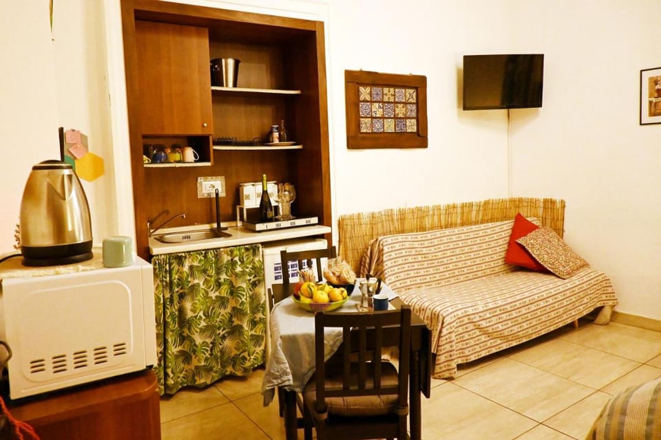 SUNRISE B&B Apartment in Naples