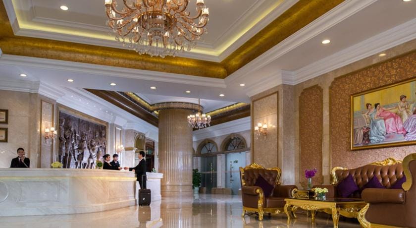 Vienna International Shenzhen Longgang Lilang Hotel in Shenzhen