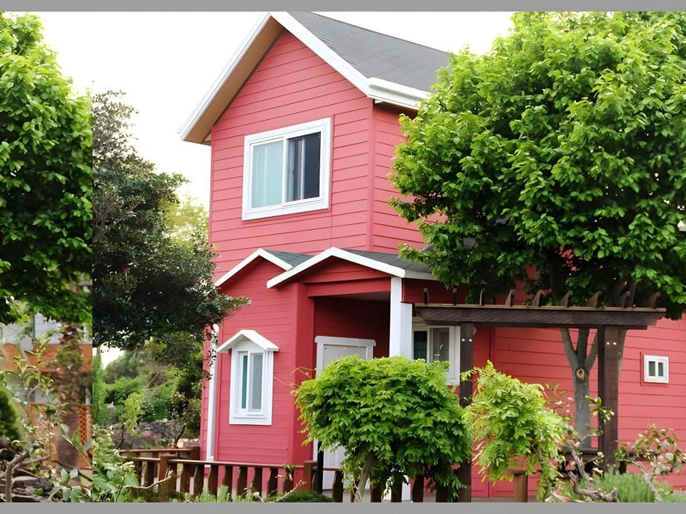 Mirvill Pension Jeju Hotel in South Korea