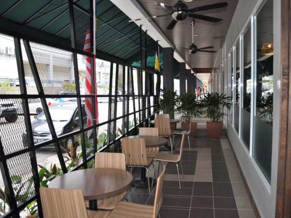 Valya Hotel Hotel in Ipoh