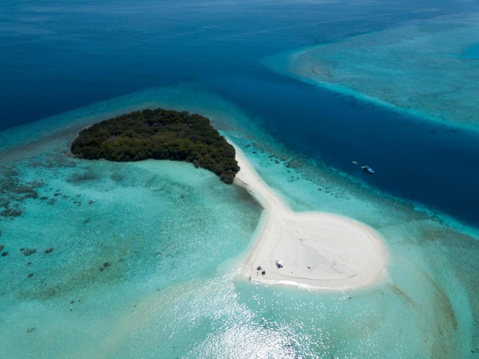 Masfalhi View Inn Bed and Breakfast in Maldives