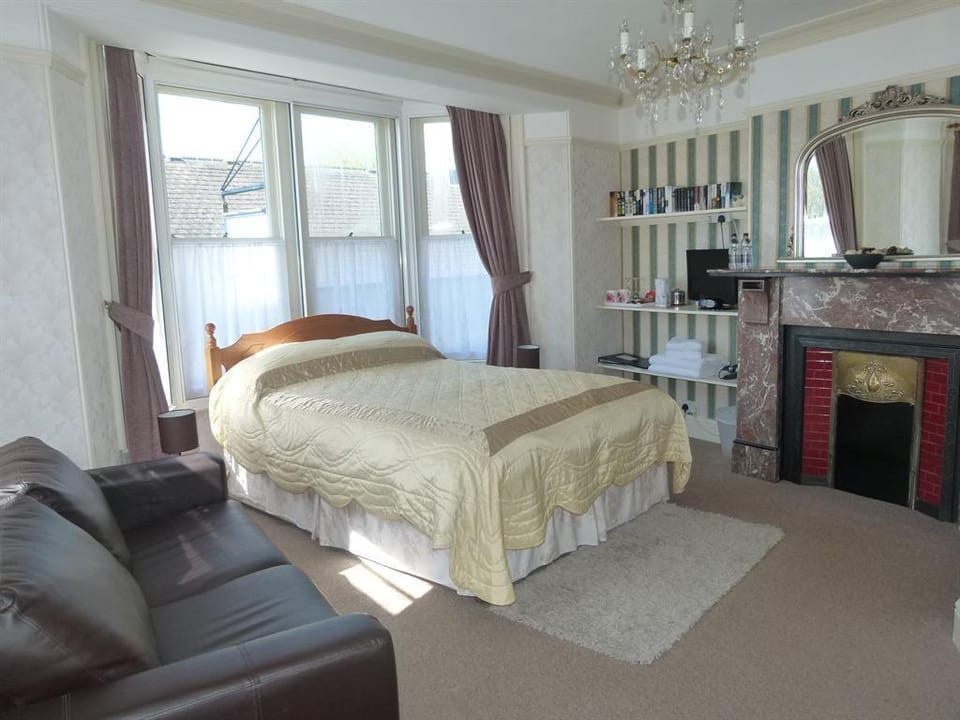 Lyndale Guest House Hotel in Borough of Harrogate