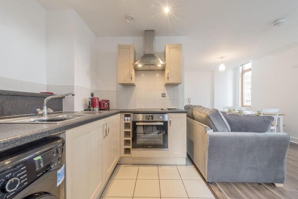 Piccadilly Gardens Apartment in Manchester
