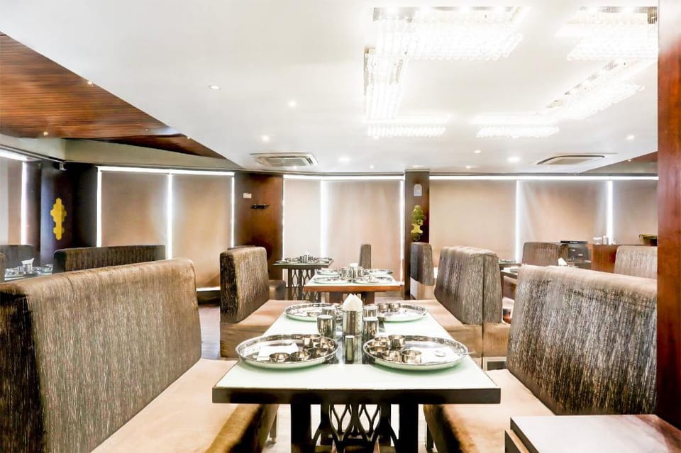 Townhouse Prahladnagar Hotel in Ahmedabad