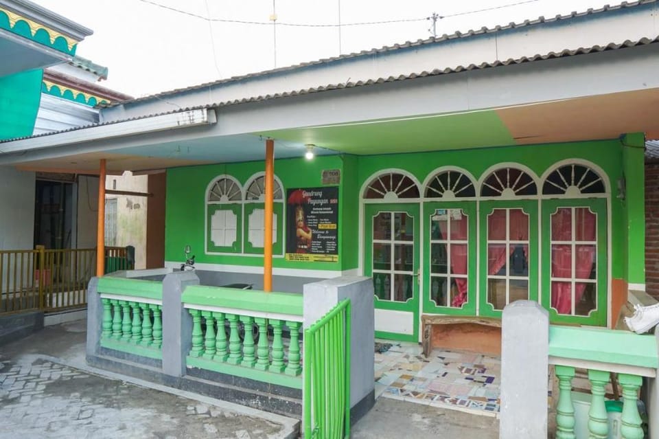Hotel O Gandrung Payungan Family InnNearStasiun Banyuwangi Kota Hotel in East Java