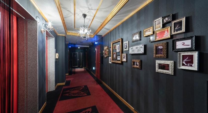 Hotel Blanc Chapel Christmas Sakai (Adult Only) Love hotel in Osaka Prefecture