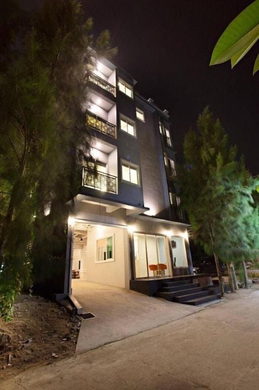 Nature Pine Residence Hotel in Rawai