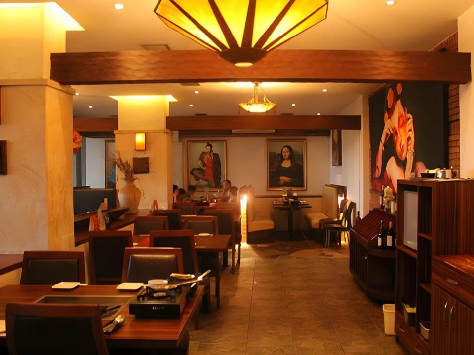 Sama Sama Suites and Restaurant Apartment in Kuta Selatan