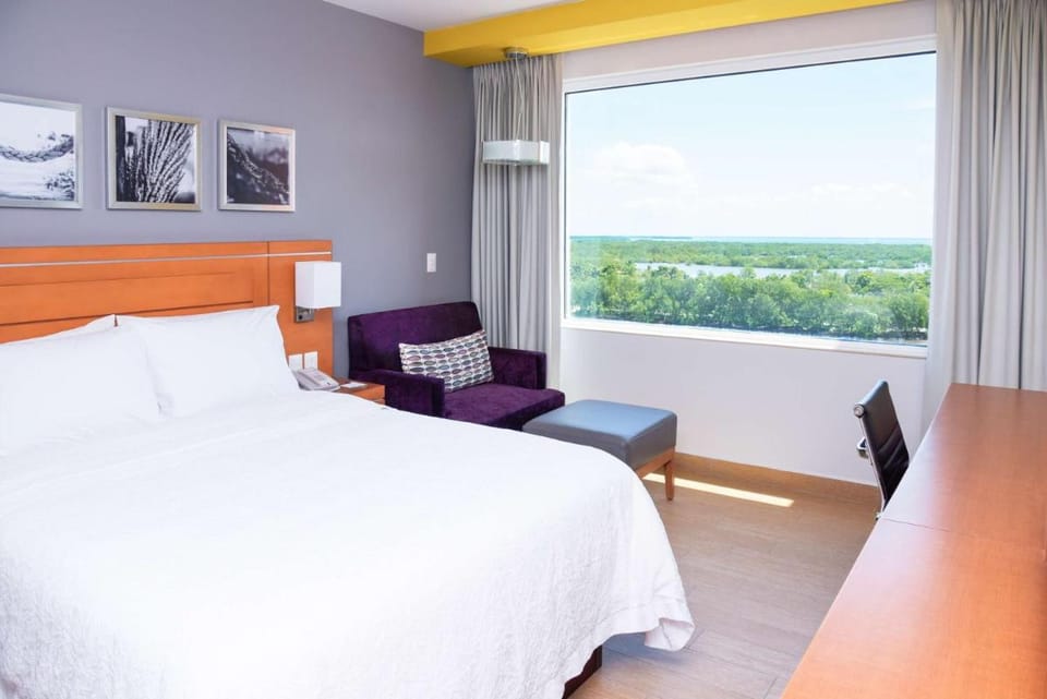 Hampton Inn By Hilton and Suites Paraiso, Tabasco, Mexico Hotel in State of Tabasco
