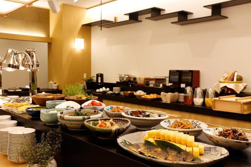 Yoshidaya Sannoukaku Ryokan Hotel in Ishikawa Prefecture