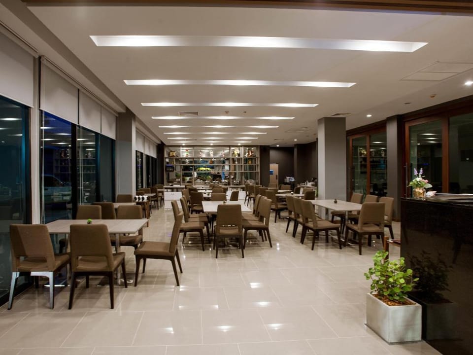 Leosor Hotel Hotel in Laos