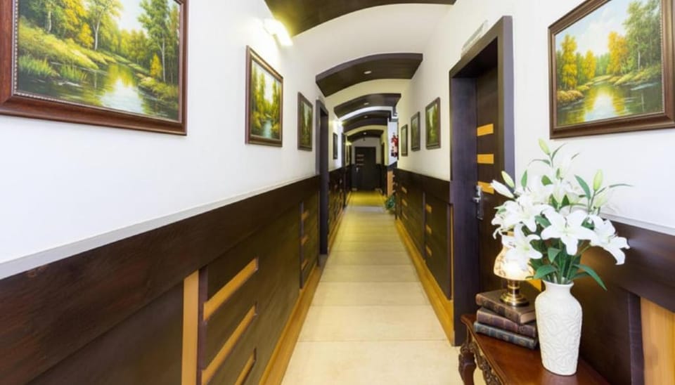 FabHotel Sholas Residency I - Nr. Rose Garden Hotel in Ooty
