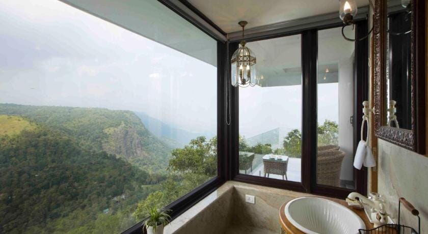 Hills & Hues Hotel in Kerala