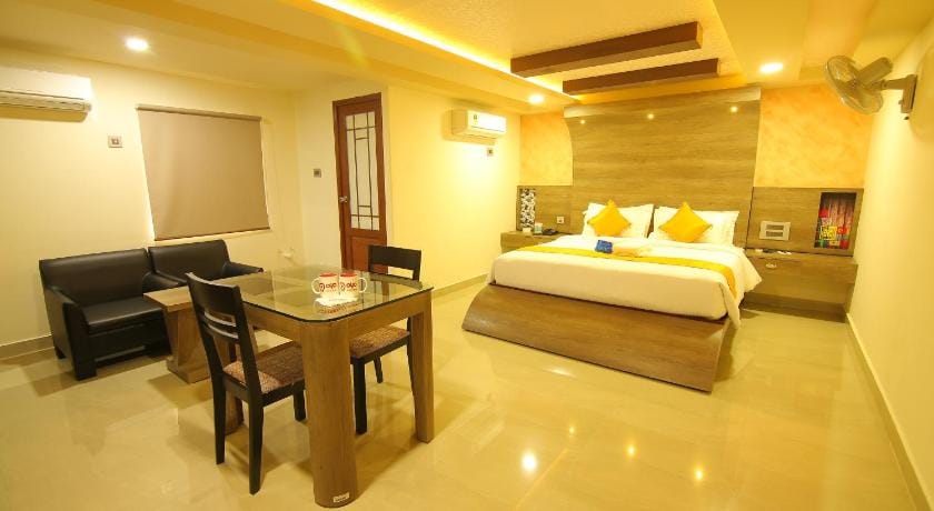 Hotel AJ Park Hotel in Alappuzha