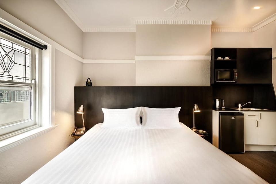 Como Court Budget Accommodation Hotel in Saint Kilda