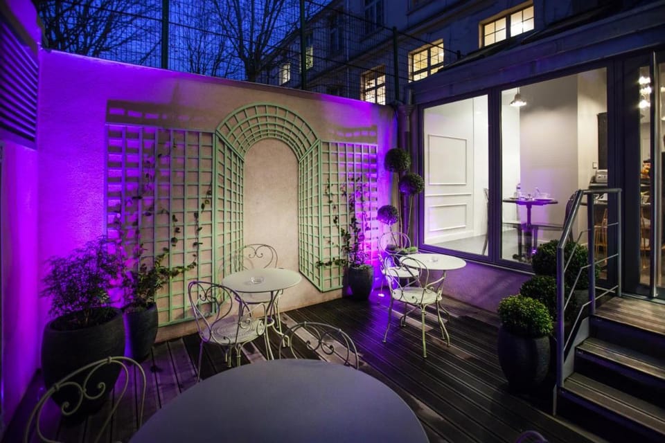 Le Mireille Hotel in Paris