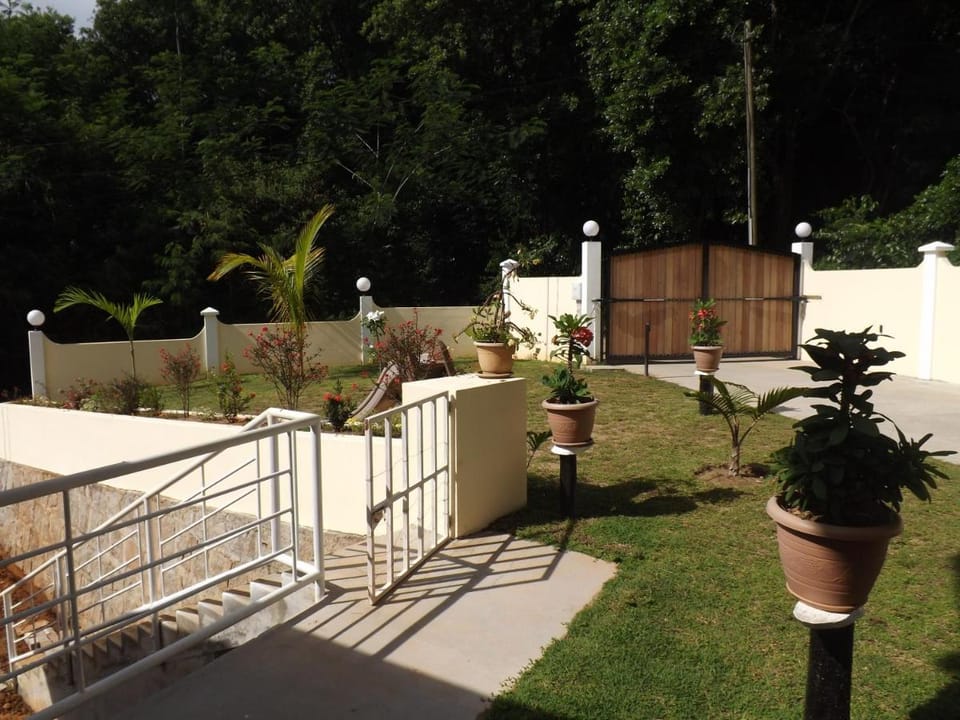 Charlotte Villa Bed and Breakfast in Africa