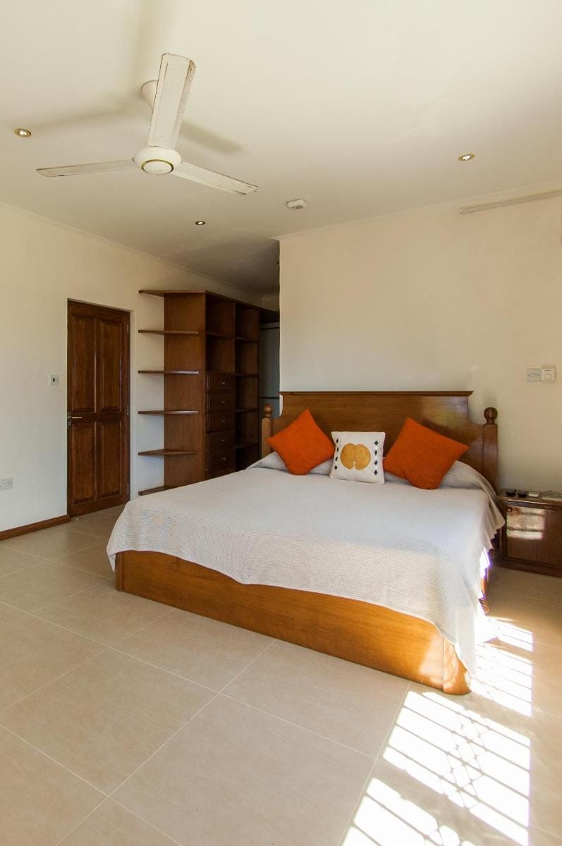 Charlotte Villa Bed and Breakfast in Africa