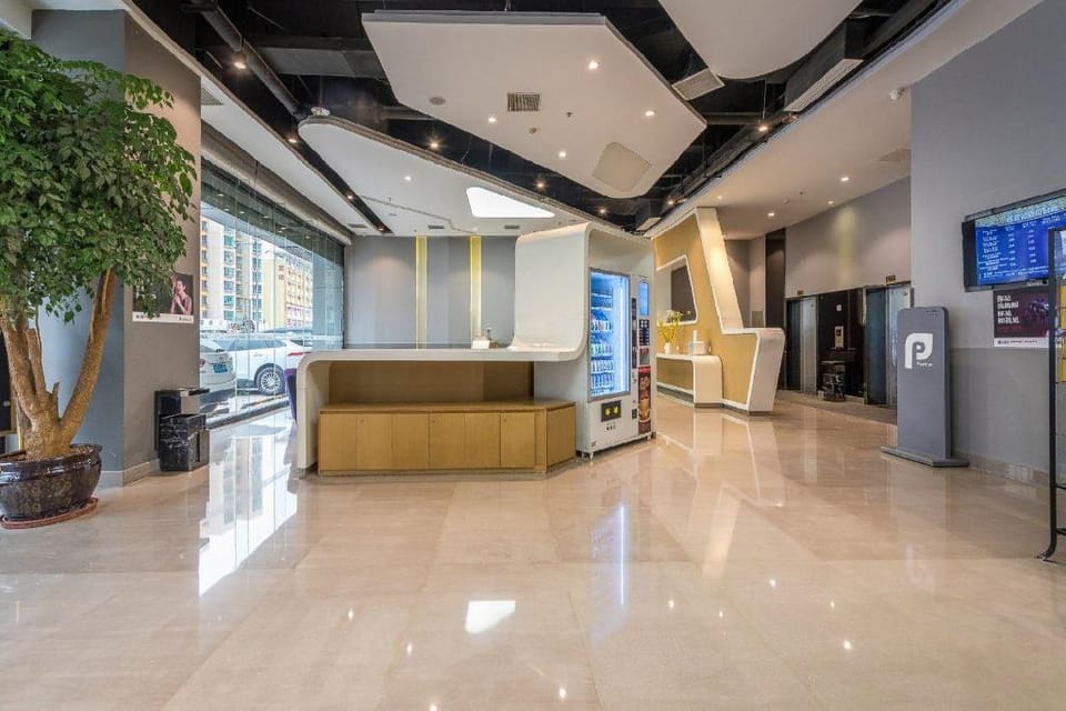 Suiton By Paxton Hotel in Shenzhen