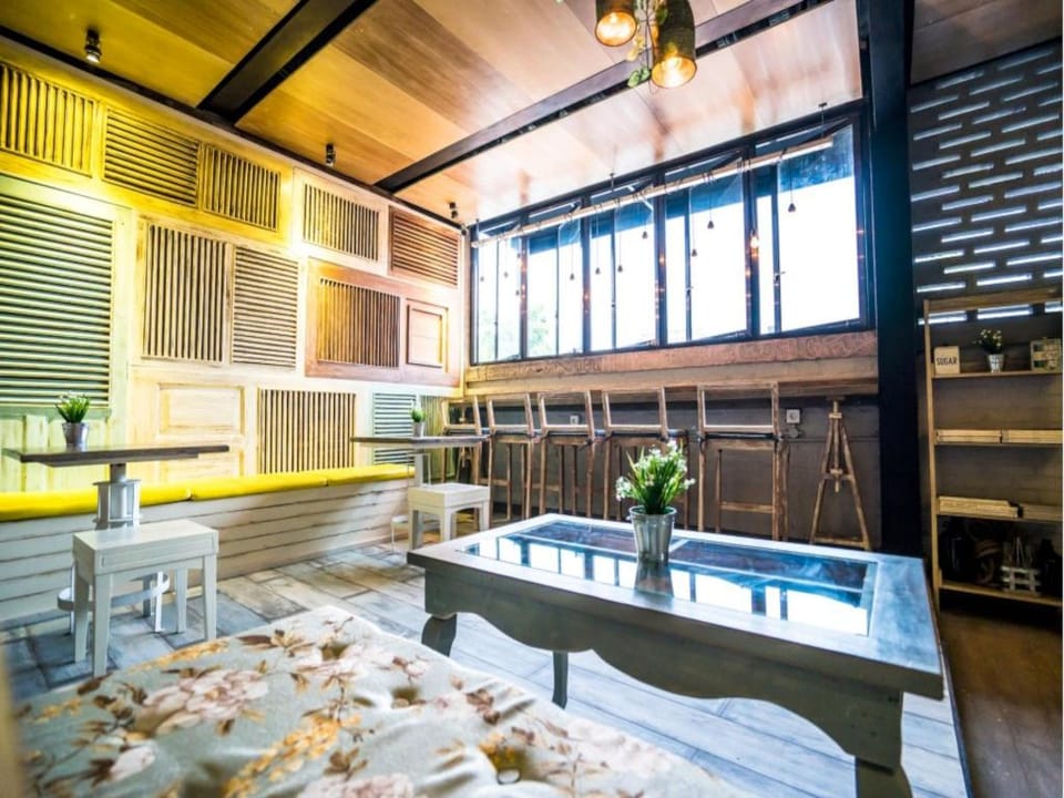Summerbird Bed And Brasserie Hotel in Bandung