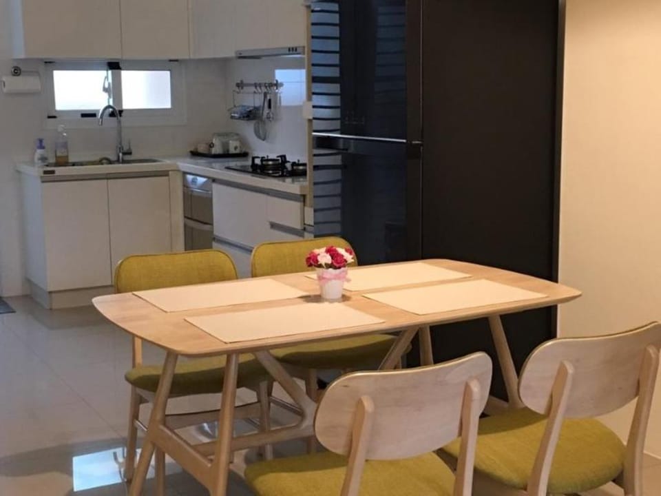 Bonjour Paris BNB Bed and Breakfast in Taiwan, Province of China