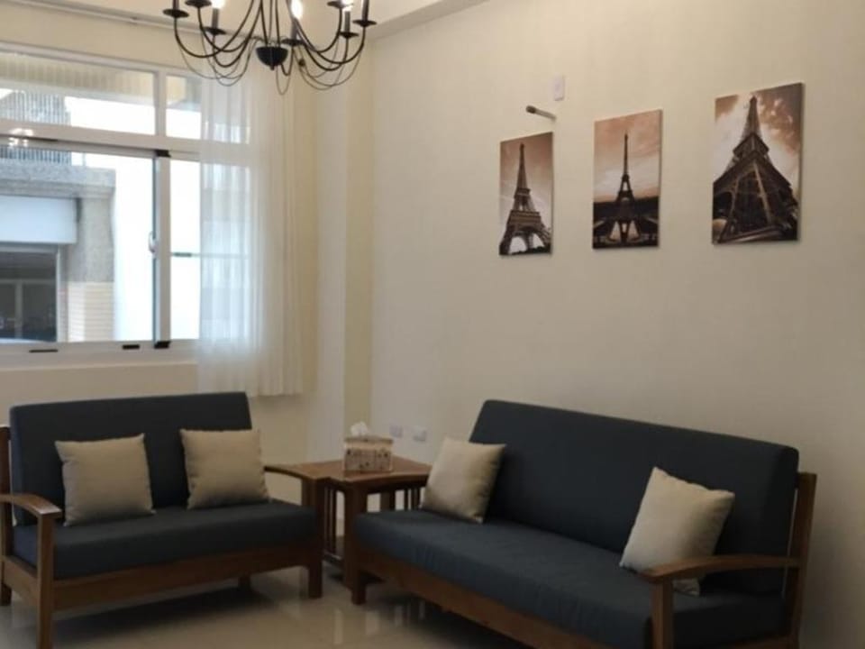 Bonjour Paris BNB Bed and Breakfast in Taiwan, Province of China