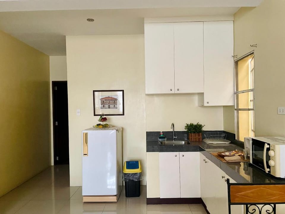 47 Long Beach Apartment in Pasay