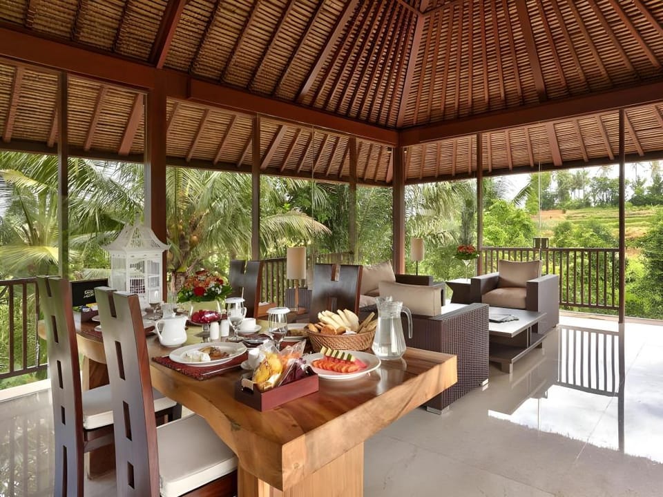 Khayangan Kemenuh Villas by Premier Hospitality Asia Hotel in Blahbatuh