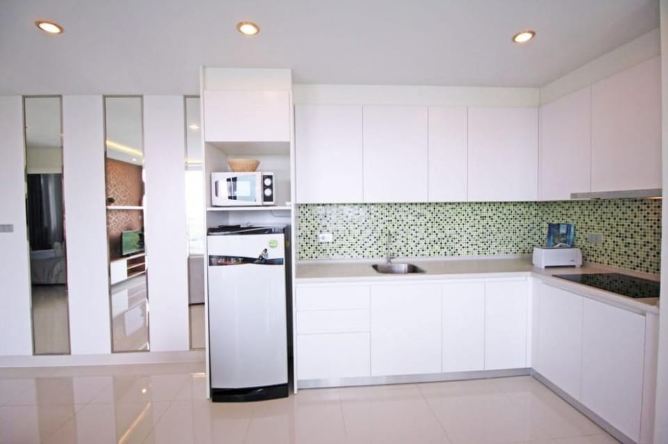 Amazon Residence by Pattaya Sunny Rentals Apartment in Pattaya City