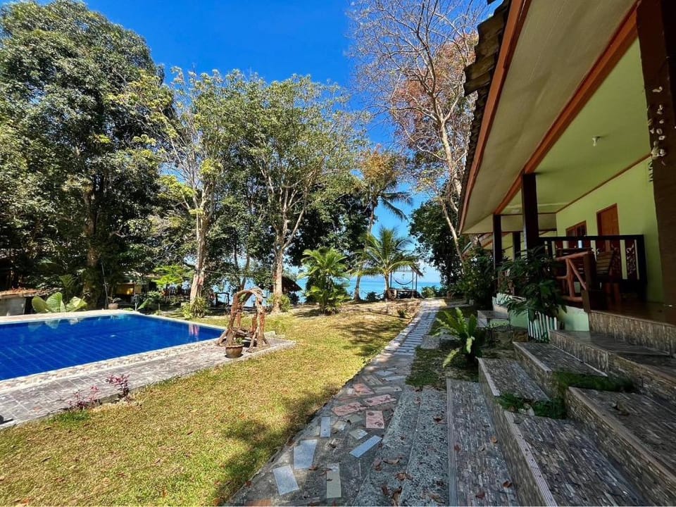 Koh mook garden beach resort Resort in Thailand