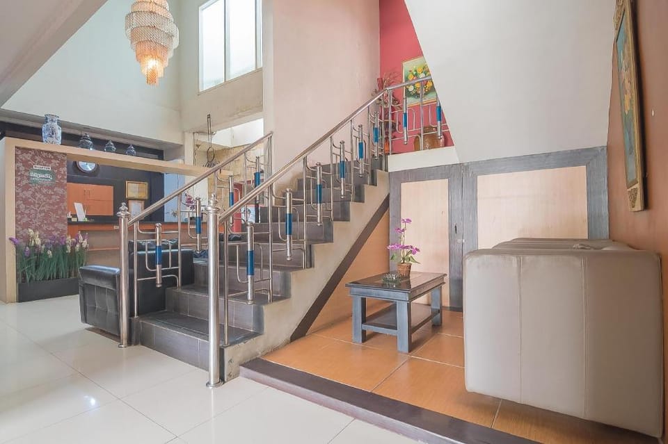 RedDoorz Plus Syariah @ Banjarbaru 2 Bed and Breakfast in Indonesia