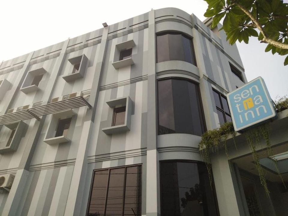 Sentra Inn Bandung Hotel in Bandung