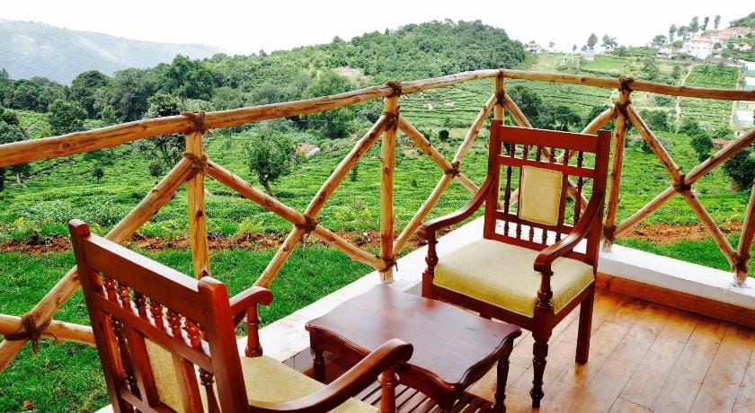 Hanging Huts Resort - Kotagiri Resort in Kerala