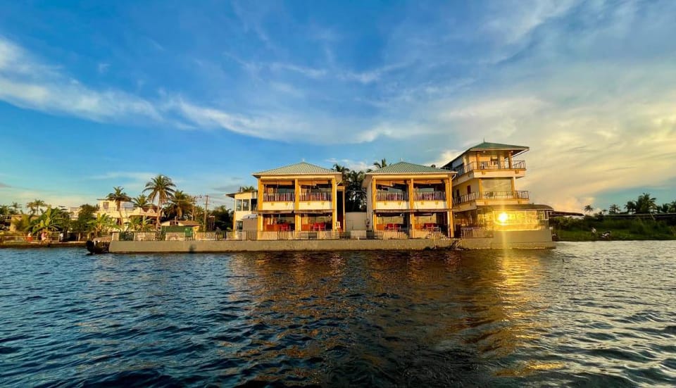 Mira's PMC Lakeshore Resort Hotel in Kerala