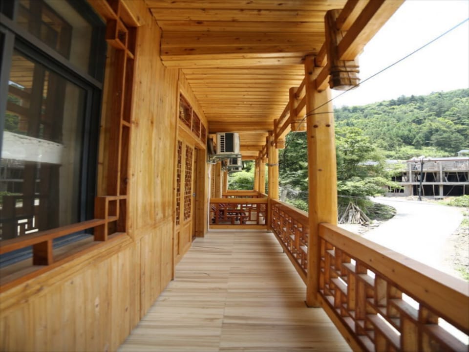 Zhangjiajie Yangjiajie Inn Farm Stay in Hubei