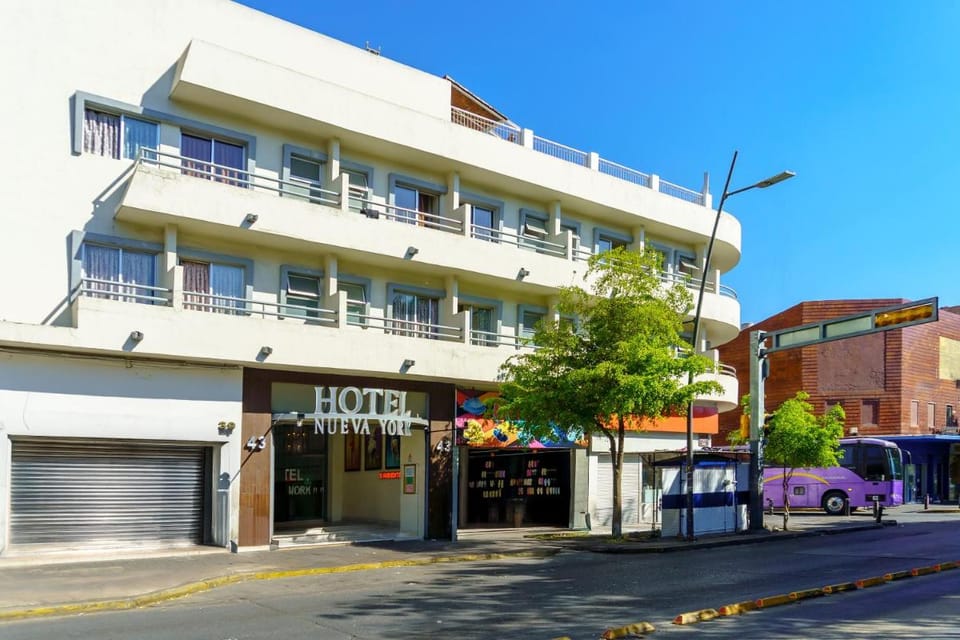Capital O Nueva York, Guadalajara Centro Downtown Hotel in Guadalajara