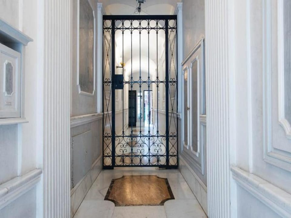 Condotti Apartment Apartment in Rome