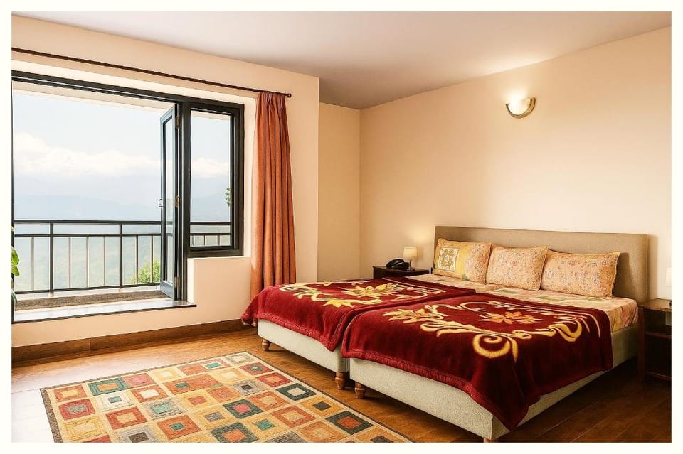 Goroomgo Snow View Guest House Kausani Hotel in Uttarakhand