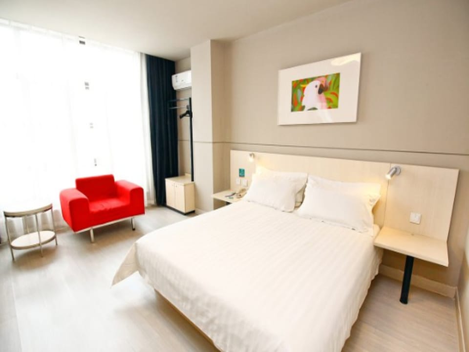 JinJiang Inn Qingdao Bus Terminal Branch Hotel in Qingdao