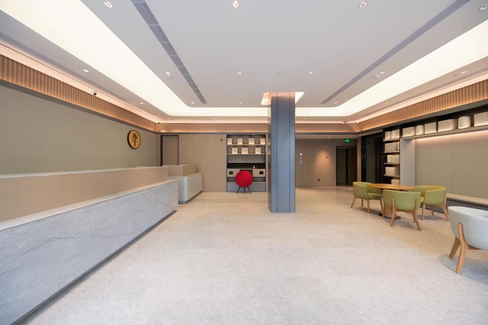 JI Hotel Shanghai Zhongshan Park Jiangsu Road Hotel in Shanghai