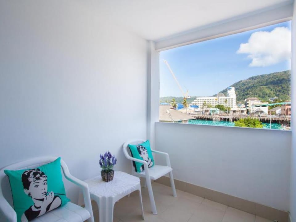 nouveau guesthouse Hotel in Patong
