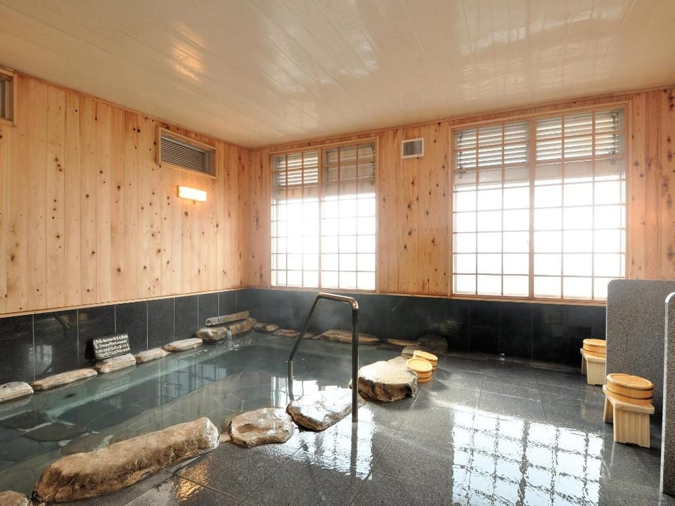 Ryokan Okayama Hotel in Nagano Prefecture