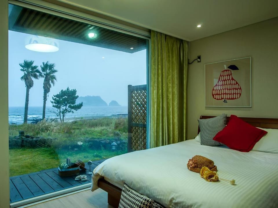 Jeju Solarseado Pension Vacation rental in South Korea