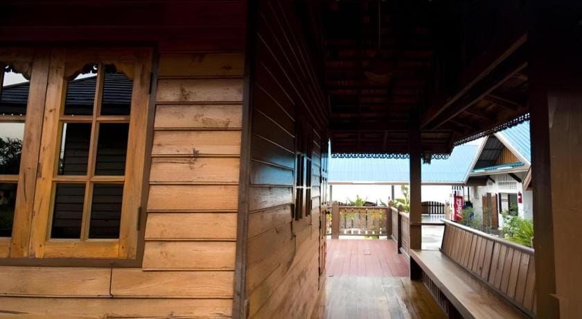 Little Home Beach Hotel in Prachuap Khiri Khan, Thailand