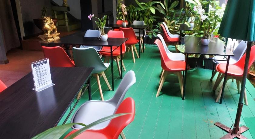 HI Karon Beach Hotel Hotel in Phuket