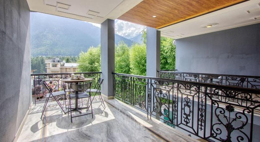 Woodstock Inn near Mall Road Hotel in Manali