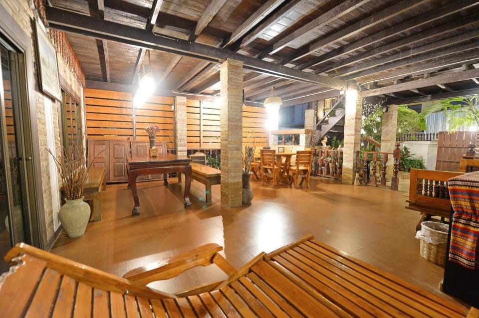 Huan Kawin Est.58 Lanna Home & Collection Bed and Breakfast in Thailand