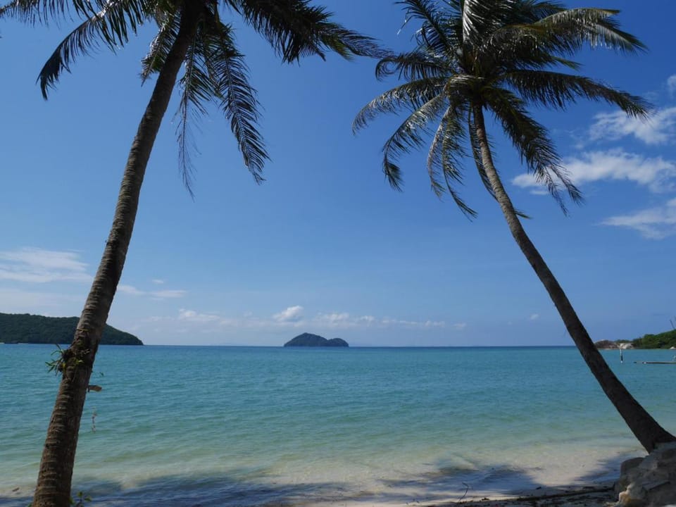 Colorful Hut Resort in Ko Pha-ngan Sub-district
